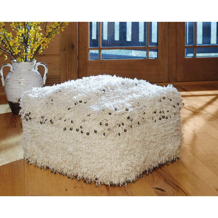 Celeste Pouf