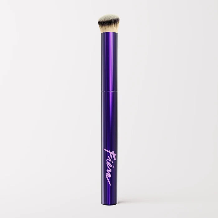 Contoured Concealer Brush