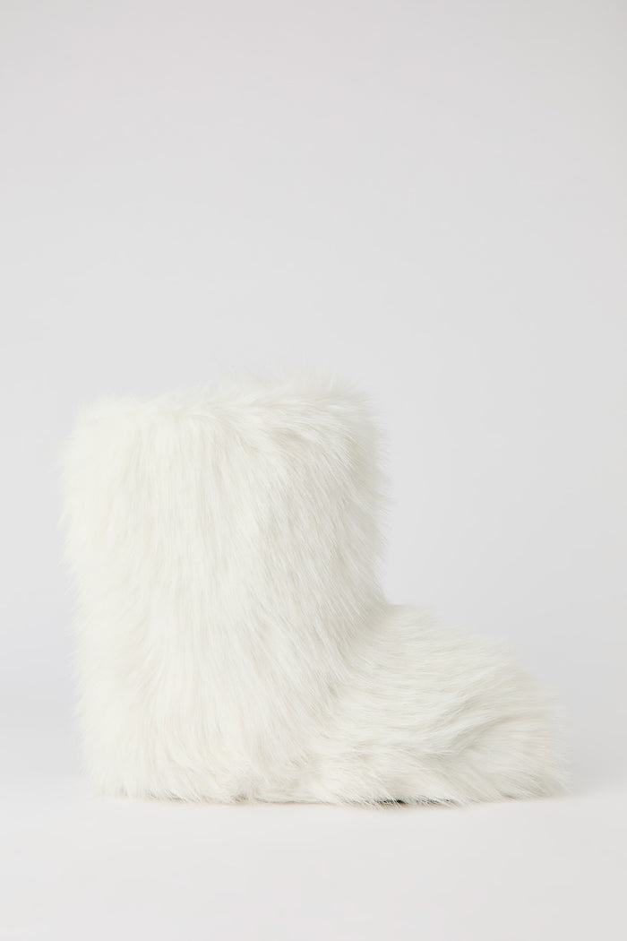 White / 6