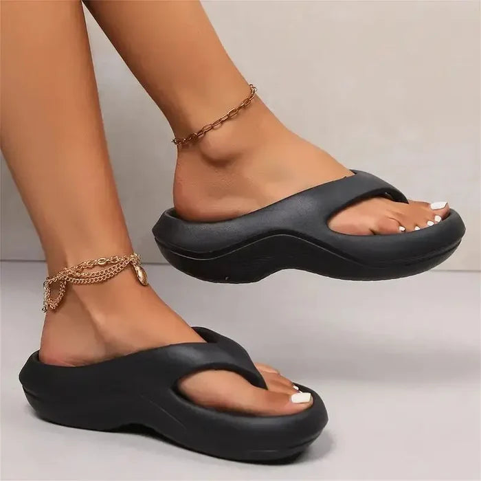 Finch | Women's Cushioned Flip Flops