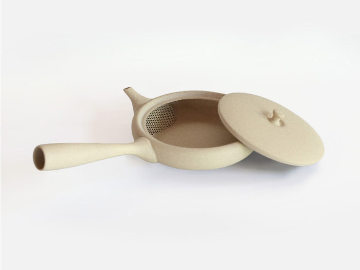 Jinsui Kiln: TOKI - KINARI, Flat Tokoname Kyusu Tea Pot (80ml)