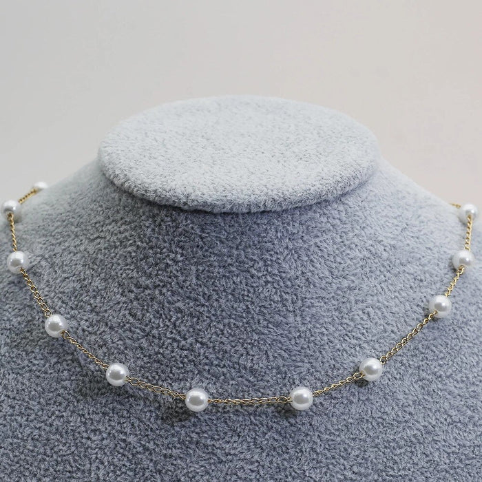 Lustra™ | Gold Pearl Necklace