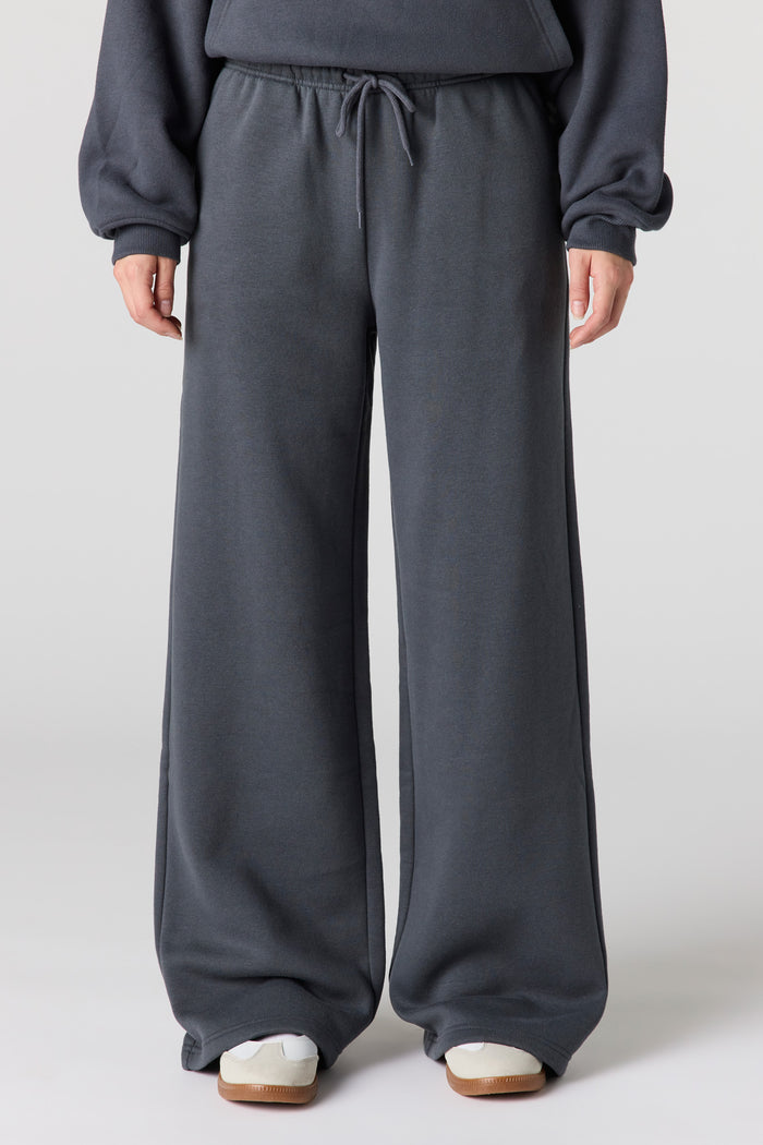 Luxe Fleece Graphic Wide Leg Sweatpant