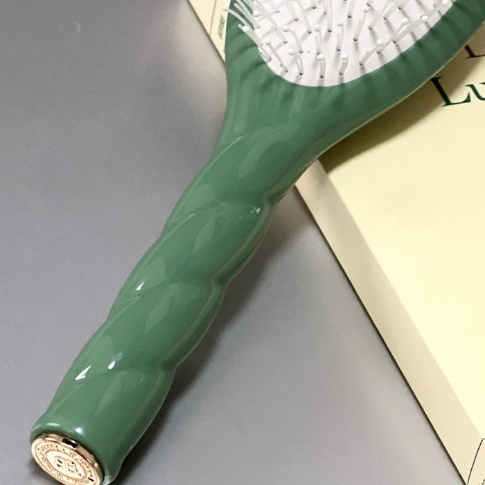 La Bonne Brosse-N.04 The Miracle Detangling Scalp Brush - Almond Green-Hair-0B984F0B-C9E0-47BA-A179-0BB01EE986C8-The Detox Market |