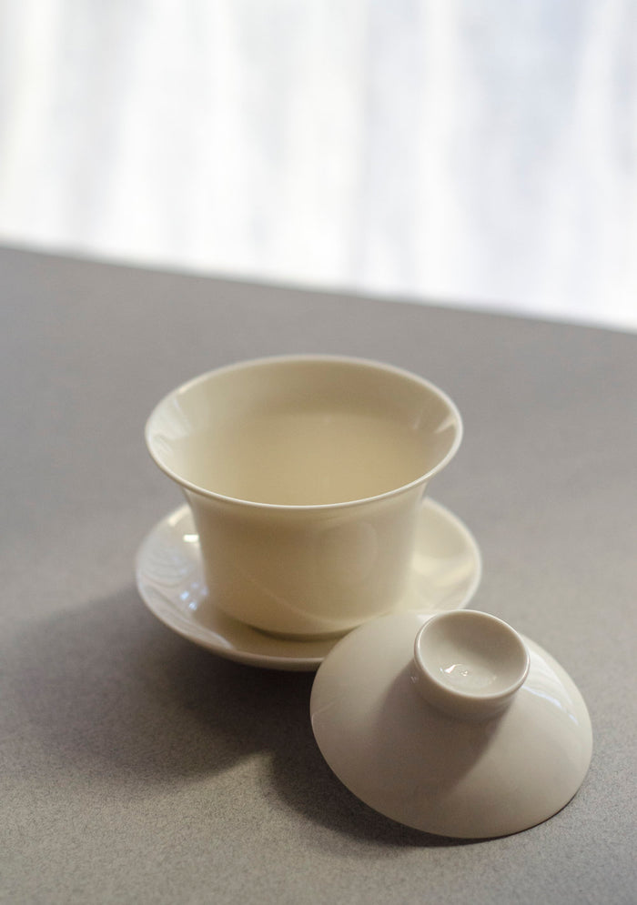 White Gaiwan (3 oz) - lid off